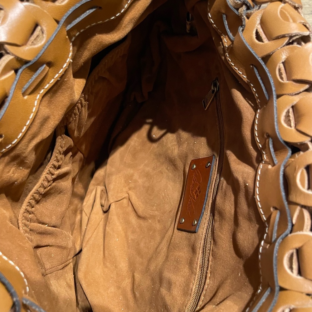Patricia Nash Pisticci Chainlink Leather Shoulder Bag - Picture 5 of 6